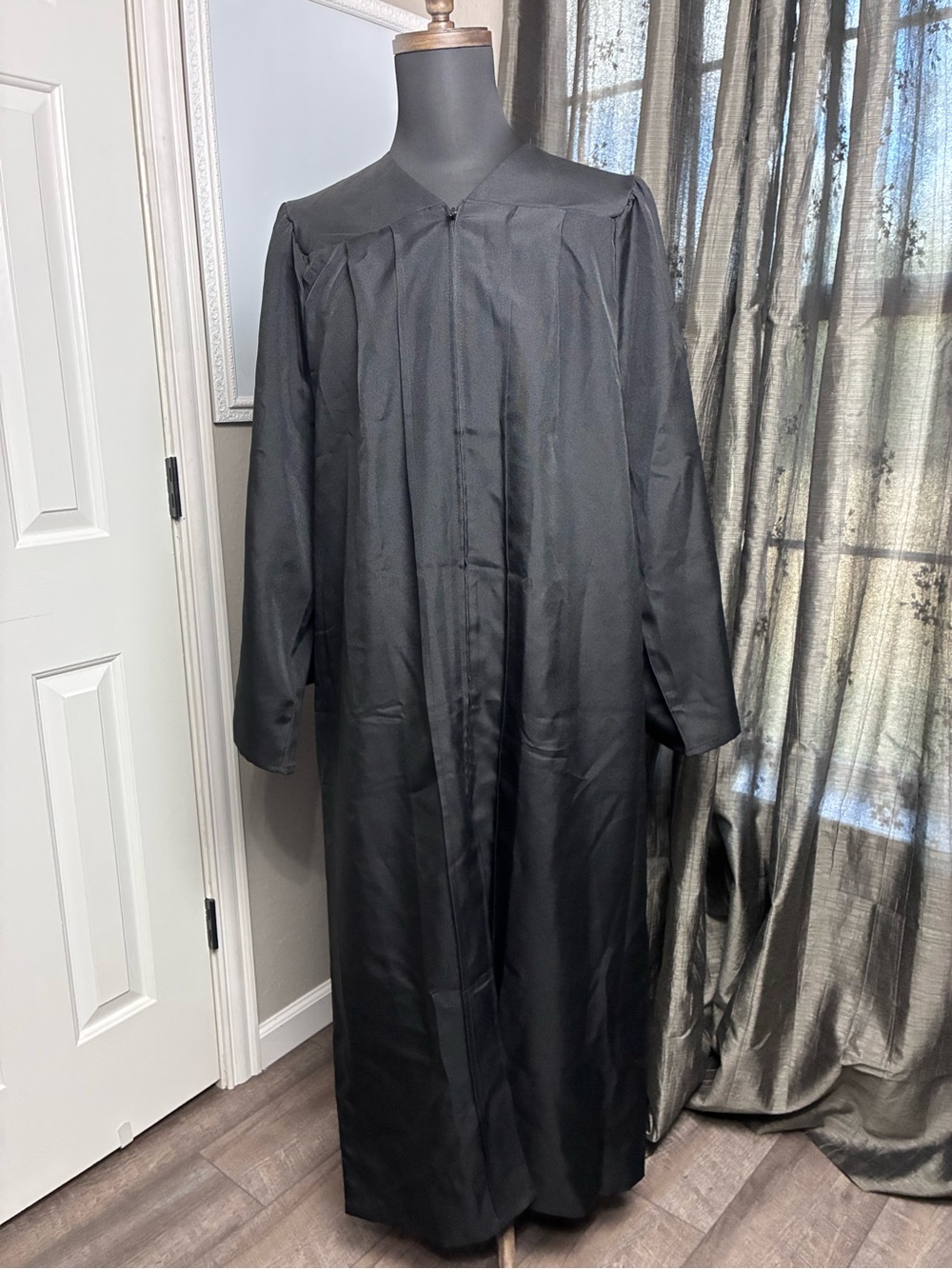 Newrara Black Unisex Graduation Gown - Classic Academic Robe XXL